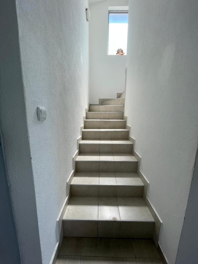 Apartman Ail 2 Ulcinj Exterior foto