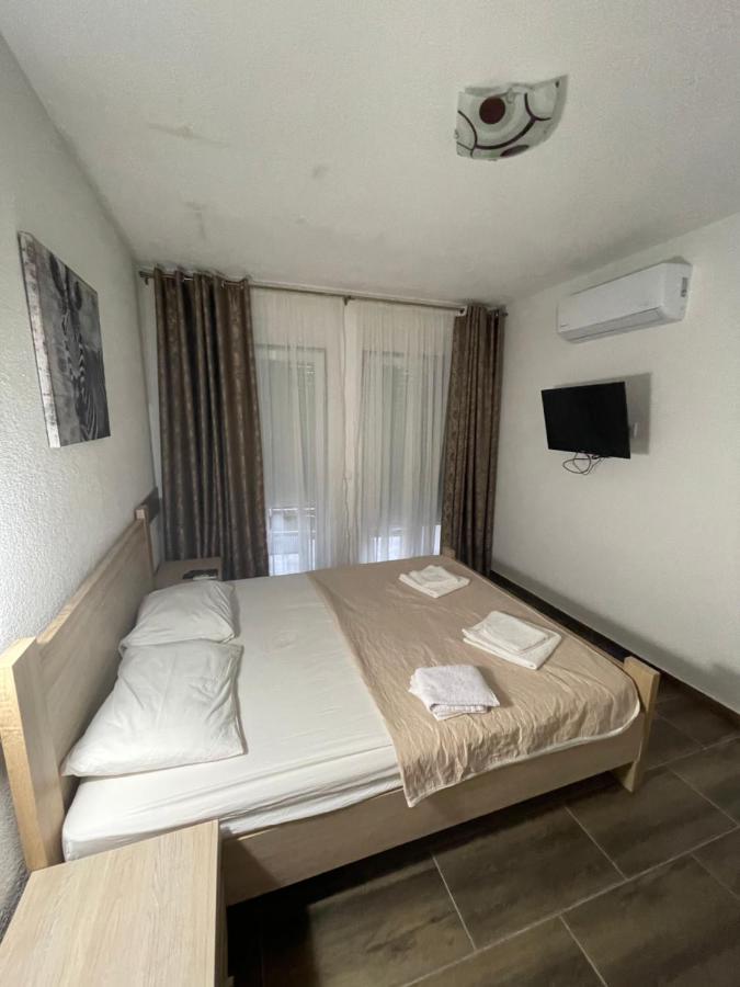 Apartman Ail 2 Ulcinj Exterior foto